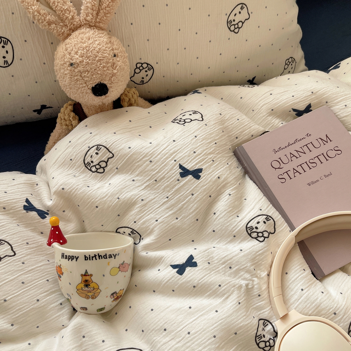 91家纺网 家纺一手货源 找家纺 澜妃 2025新款甄选三层纱印花四件套系列 蓝莓小猫