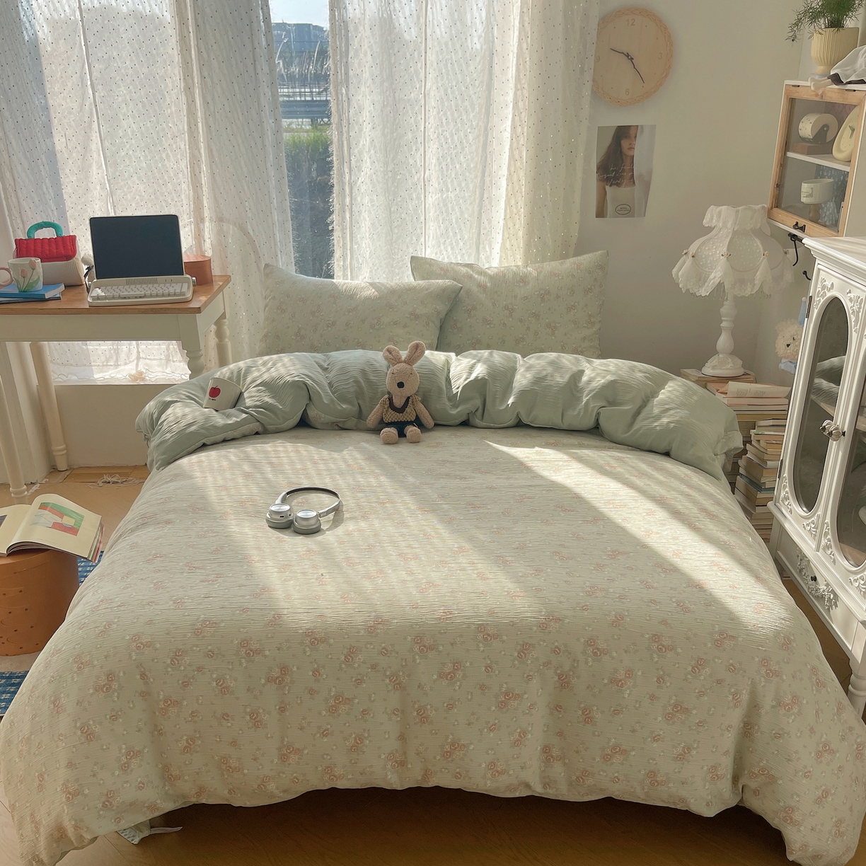 91家纺网 家纺一手货源 找家纺 澜妃 2025新款甄选三层纱印花四件套系列 玫瑰夜-绿