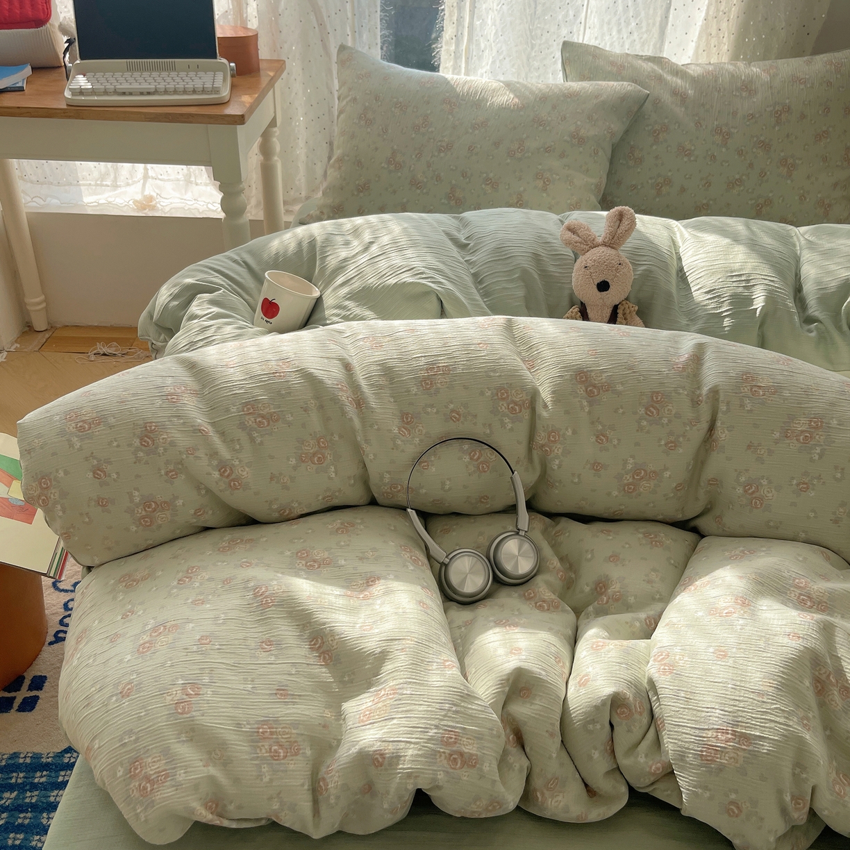 91家纺网 家纺一手货源 找家纺 澜妃 2025新款甄选三层纱印花四件套系列 玫瑰夜-绿