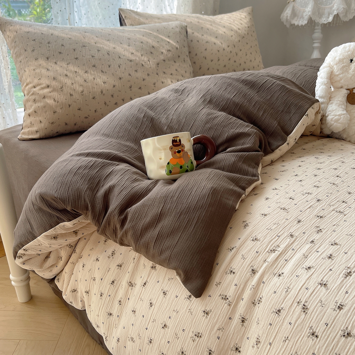 91家纺网 家纺一手货源 找家纺 澜妃 2025新款甄选三层纱印花四件套系列 莫奈-咖