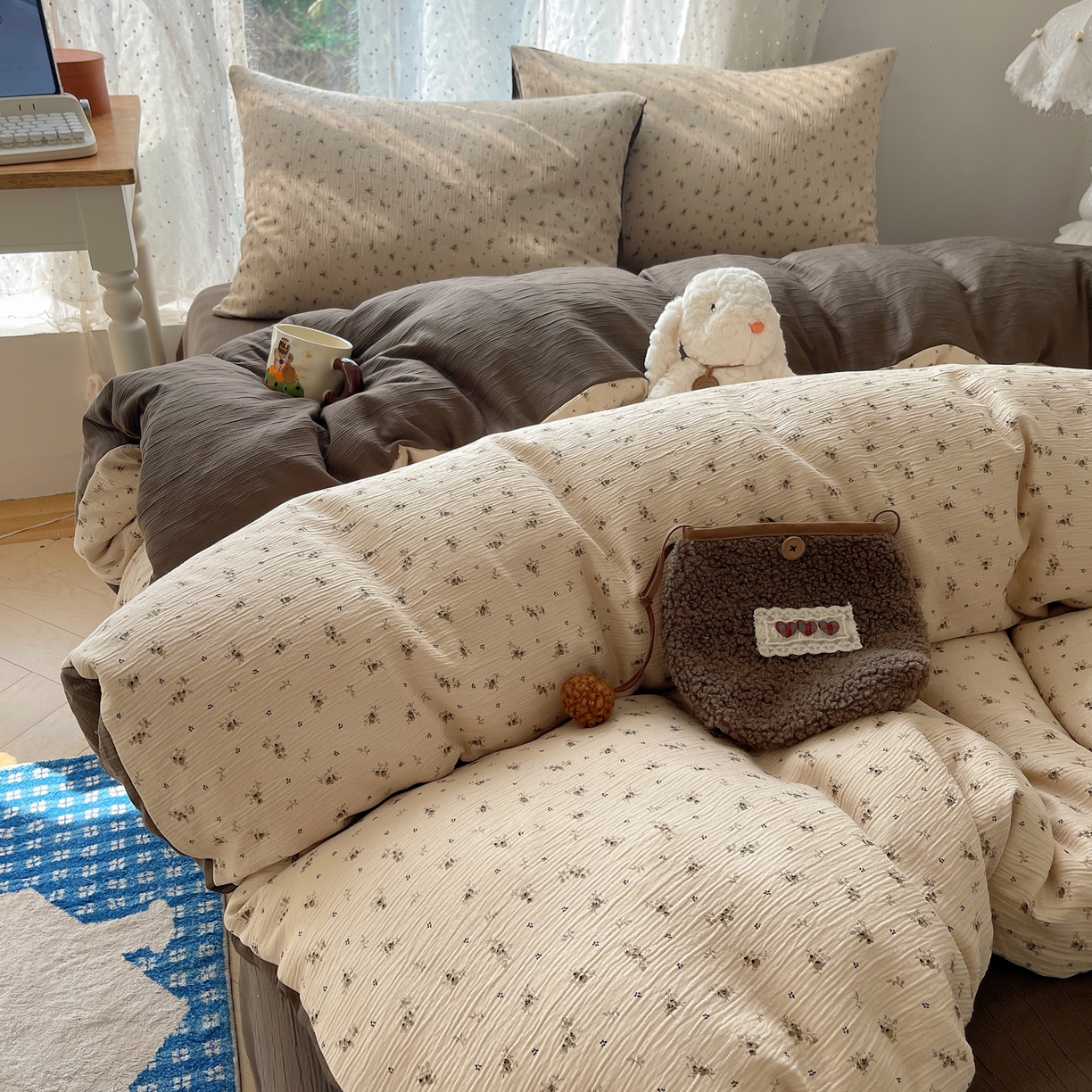 91家纺网 家纺一手货源 找家纺 澜妃 2025新款甄选三层纱印花四件套系列 莫奈-咖