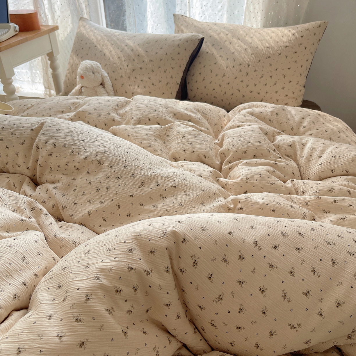 91家纺网 家纺一手货源 找家纺 澜妃 2025新款甄选三层纱印花四件套系列 莫奈-咖