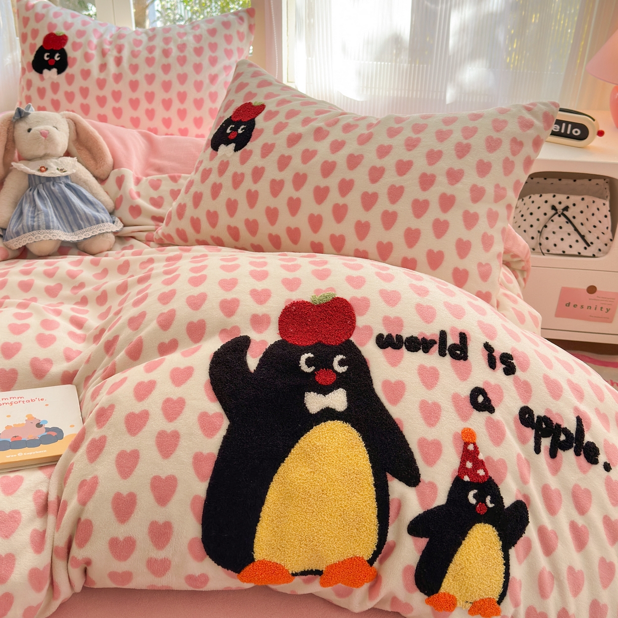 91家纺网 家纺一手货源 找家纺 寐居 2025新款大阪纯色毛巾绣牛奶绒四件套 红果果