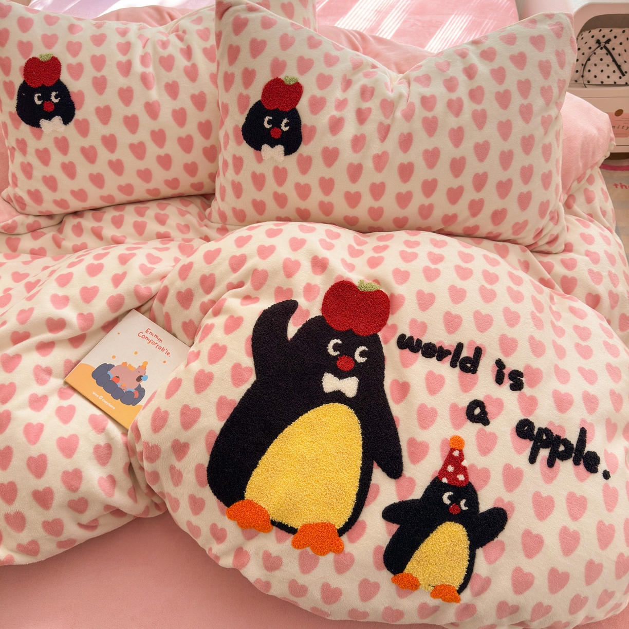 91家纺网 家纺一手货源 找家纺 寐居 2025新款大阪纯色毛巾绣牛奶绒四件套 红果果