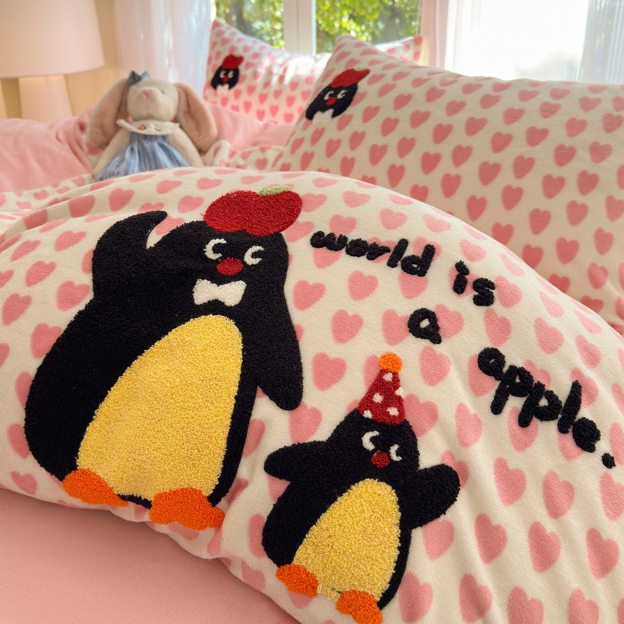 91家纺网 家纺一手货源 找家纺 寐居 2025新款大阪纯色毛巾绣牛奶绒四件套 红果果