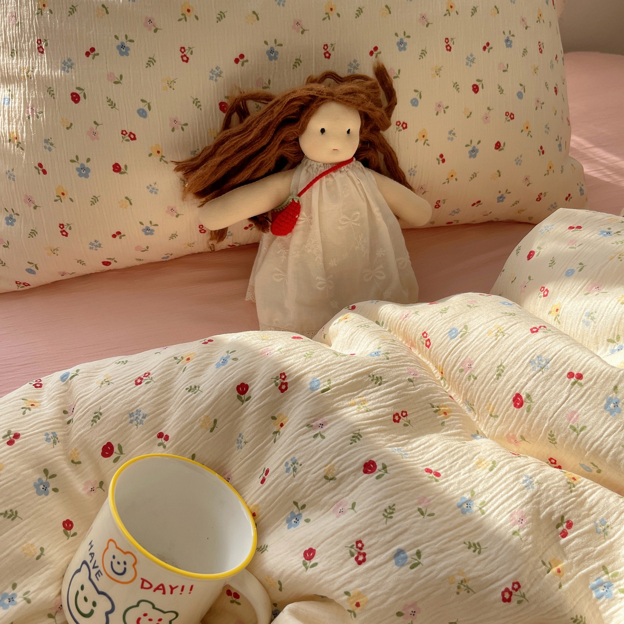 91家纺网 家纺一手货源 找家纺 澜妃 2025新款甄选三层纱印花四件套系列 小花点点