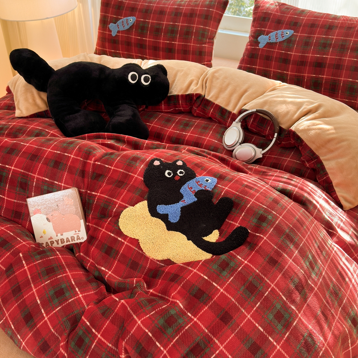 91家纺网 家纺一手货源 找家纺 寐居 2025新款大阪纯色毛巾绣牛奶绒四件套 年年有鱼