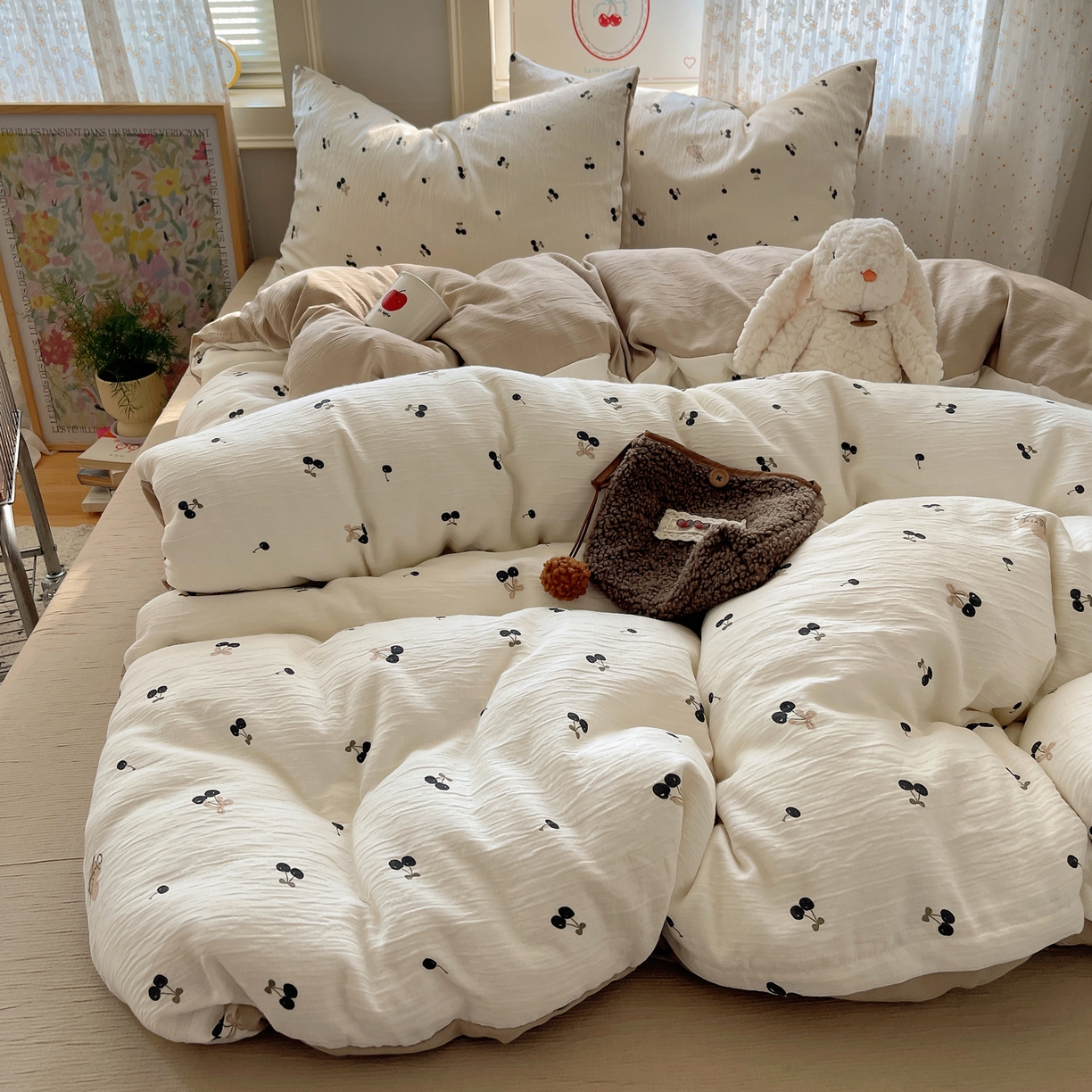 91家纺网 家纺一手货源 找家纺 澜妃 2025新款甄选三层纱印花四件套系列 樱桃物语