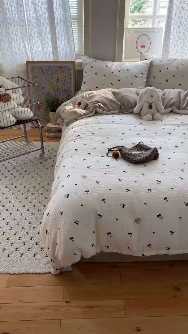 91家纺网 家纺一手货源 找家纺 澜妃 2025新款甄选三层纱印花四件套系列 樱桃物语