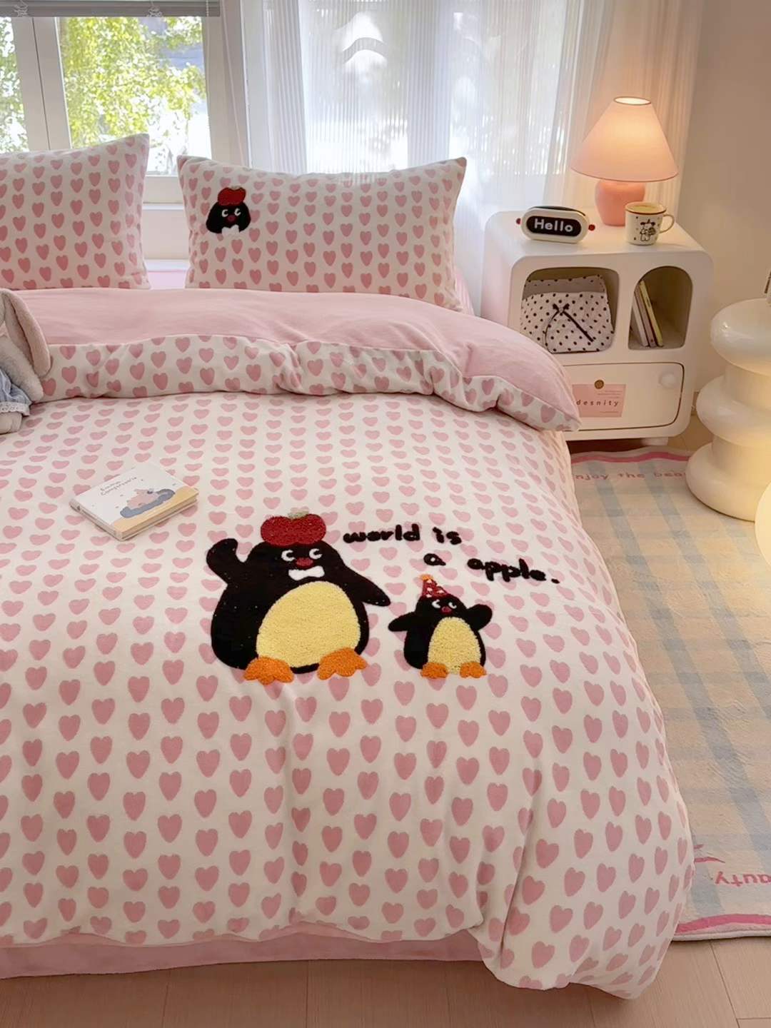 91家纺网 家纺一手货源 找家纺 寐居 2025新款大阪纯色毛巾绣牛奶绒四件套 红果果