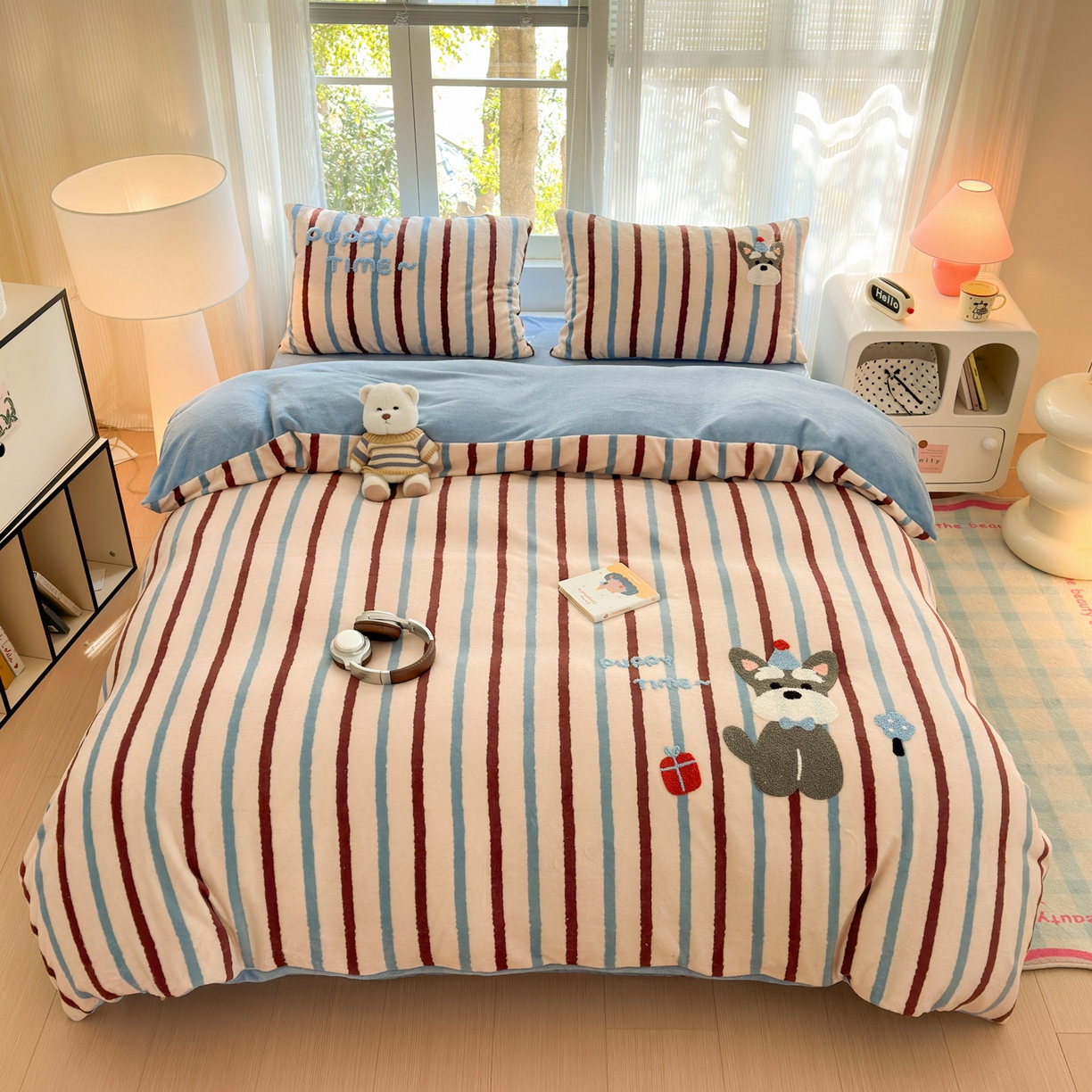 91家纺网 家纺一手货源 找家纺 寐居 2025新款大阪纯色毛巾绣牛奶绒四件套 帽子雪纳瑞