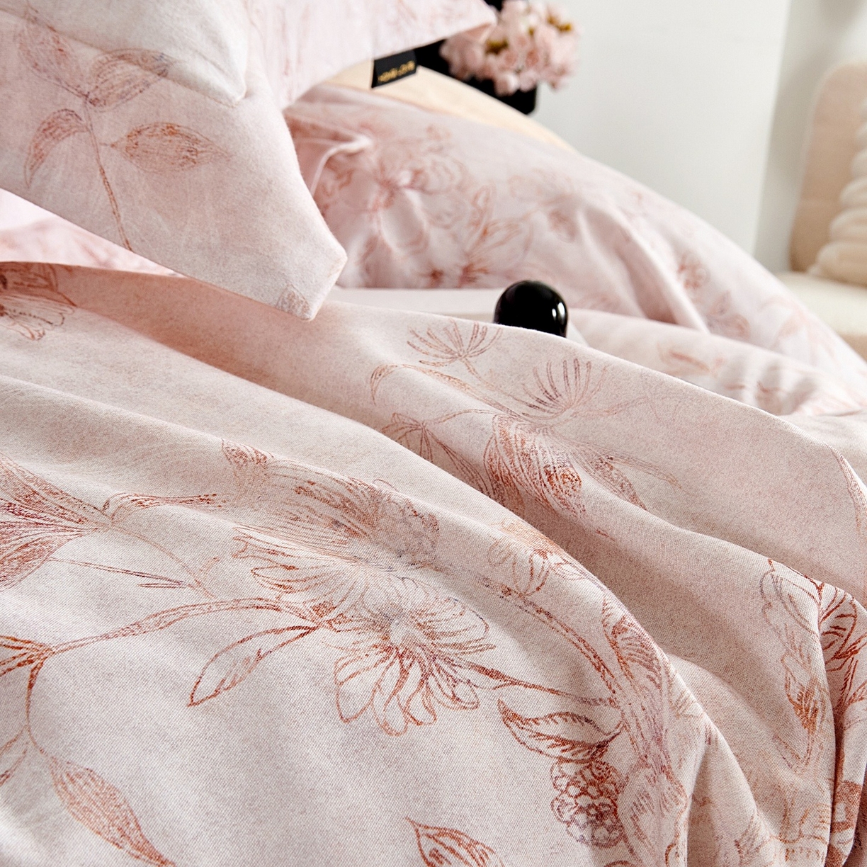 91家纺网 家纺一手货源 找家纺 芙绣家纺 2025新款全棉纯棉磨毛内合简单款四件套 春恋风-玉