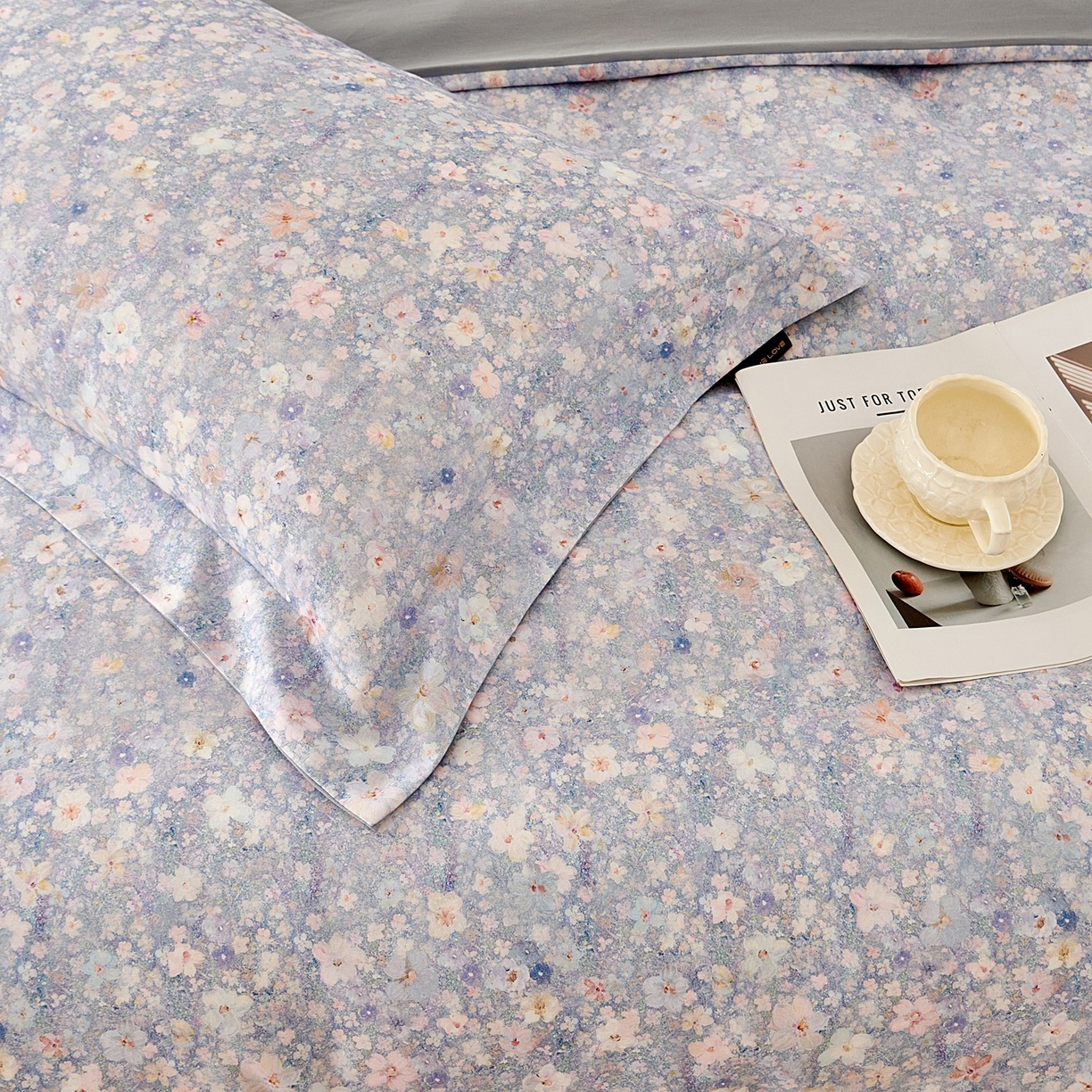 91家纺网 家纺一手货源 找家纺 芙绣家纺 2025新款全棉纯棉磨毛内合简单款四件套 风铃-蓝