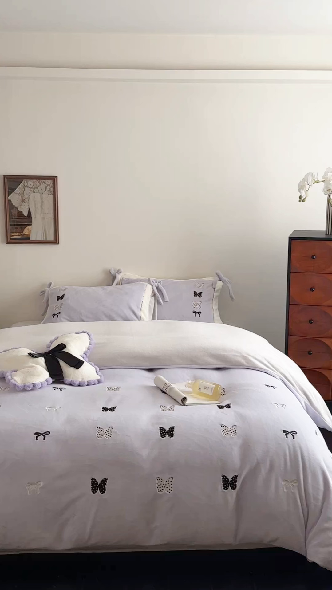91家纺网 家纺一手货源 找家纺 极简 2025新款牛奶绒刺绣款四件套-蝴蝶花园（标准尺寸会员减20） 蝴蝶花园-紫