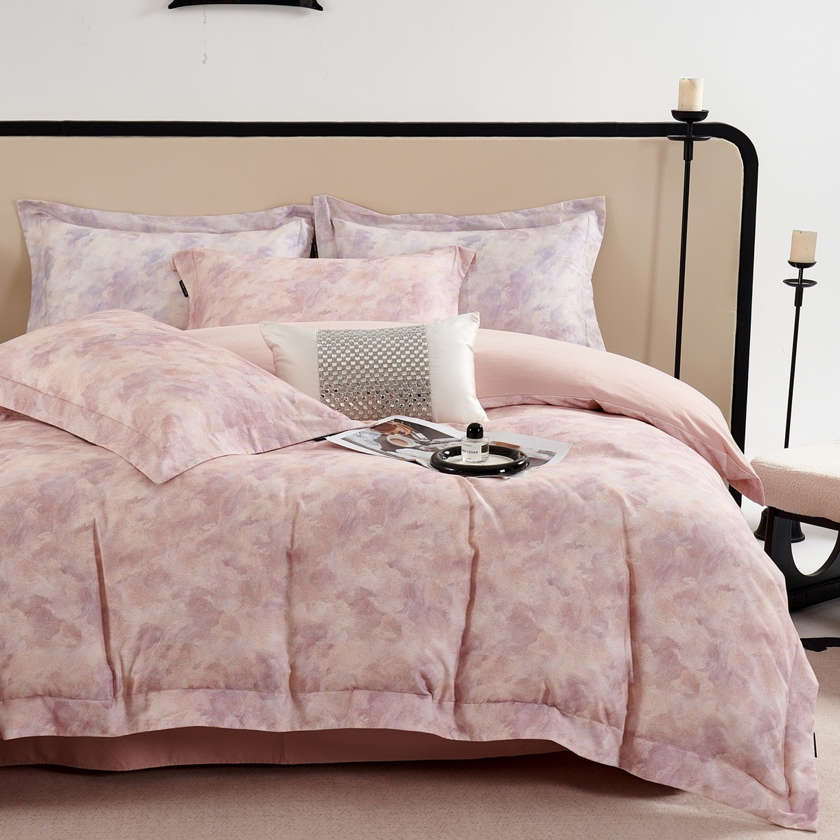 91家纺网 家纺一手货源 找家纺 （总）芙绣家纺 2025新款纯棉全棉磨毛宽边压线复杂款四件套