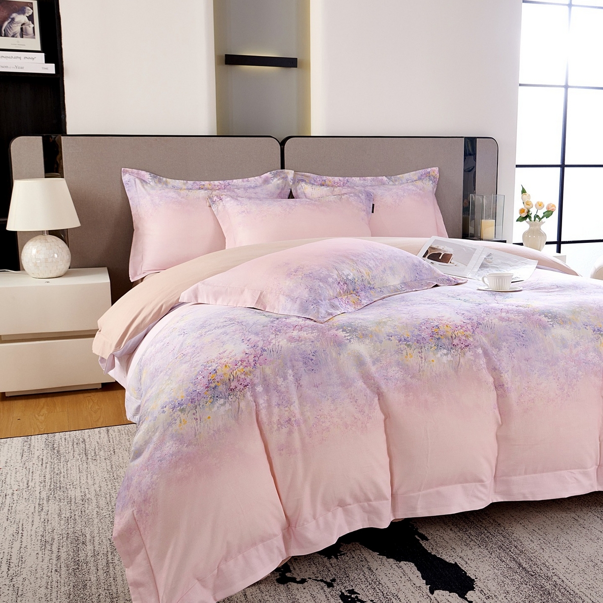 91家纺网 家纺一手货源 找家纺 芙绣家纺 2025新款纯棉全棉磨毛宽边压线复杂款四件套 淡彩-紫