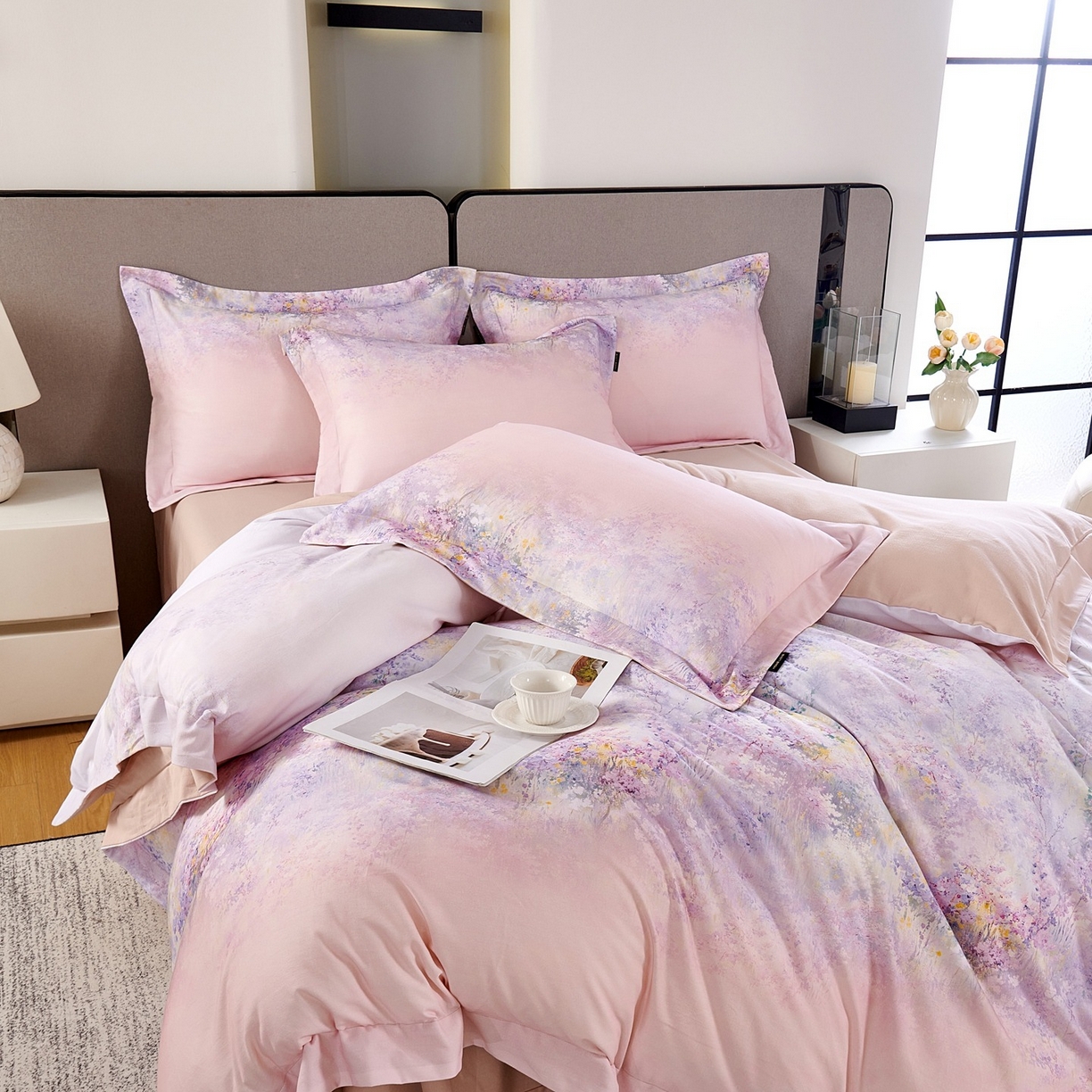 91家纺网 家纺一手货源 找家纺 芙绣家纺 2025新款纯棉全棉磨毛宽边压线复杂款四件套 淡彩-紫