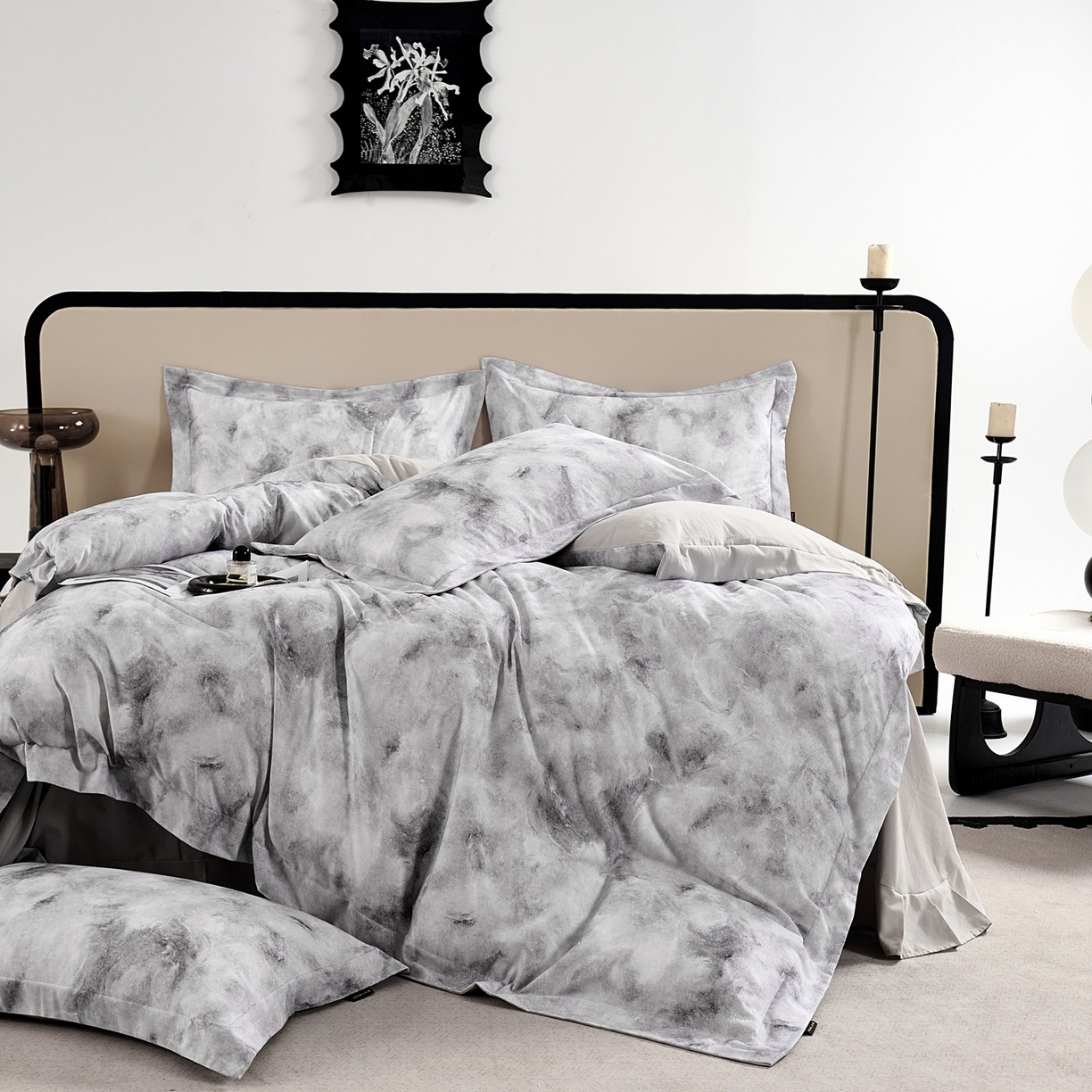 91家纺网 家纺一手货源 找家纺 芙绣家纺 2025新款纯棉全棉磨毛宽边压线复杂款四件套 古韵-灰