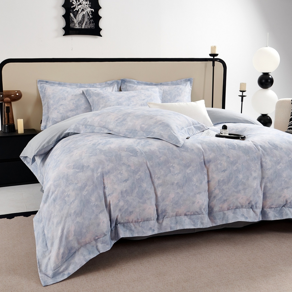 91家纺网 家纺一手货源 找家纺 芙绣家纺 2025新款纯棉全棉磨毛宽边压线复杂款四件套 倾香-蓝