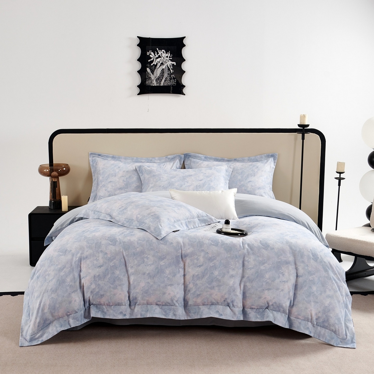 91家纺网 家纺一手货源 找家纺 芙绣家纺 2025新款纯棉全棉磨毛宽边压线复杂款四件套 倾香-蓝