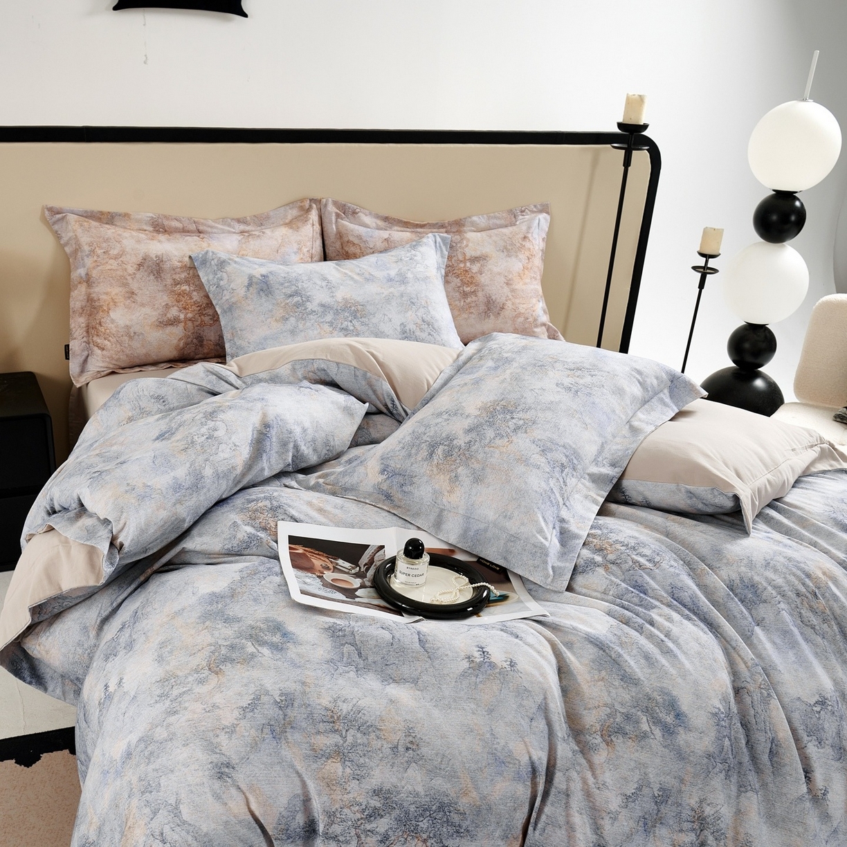 91家纺网 家纺一手货源 找家纺 芙绣家纺 2025新款纯棉全棉磨毛宽边压线复杂款四件套 寻觅-蓝