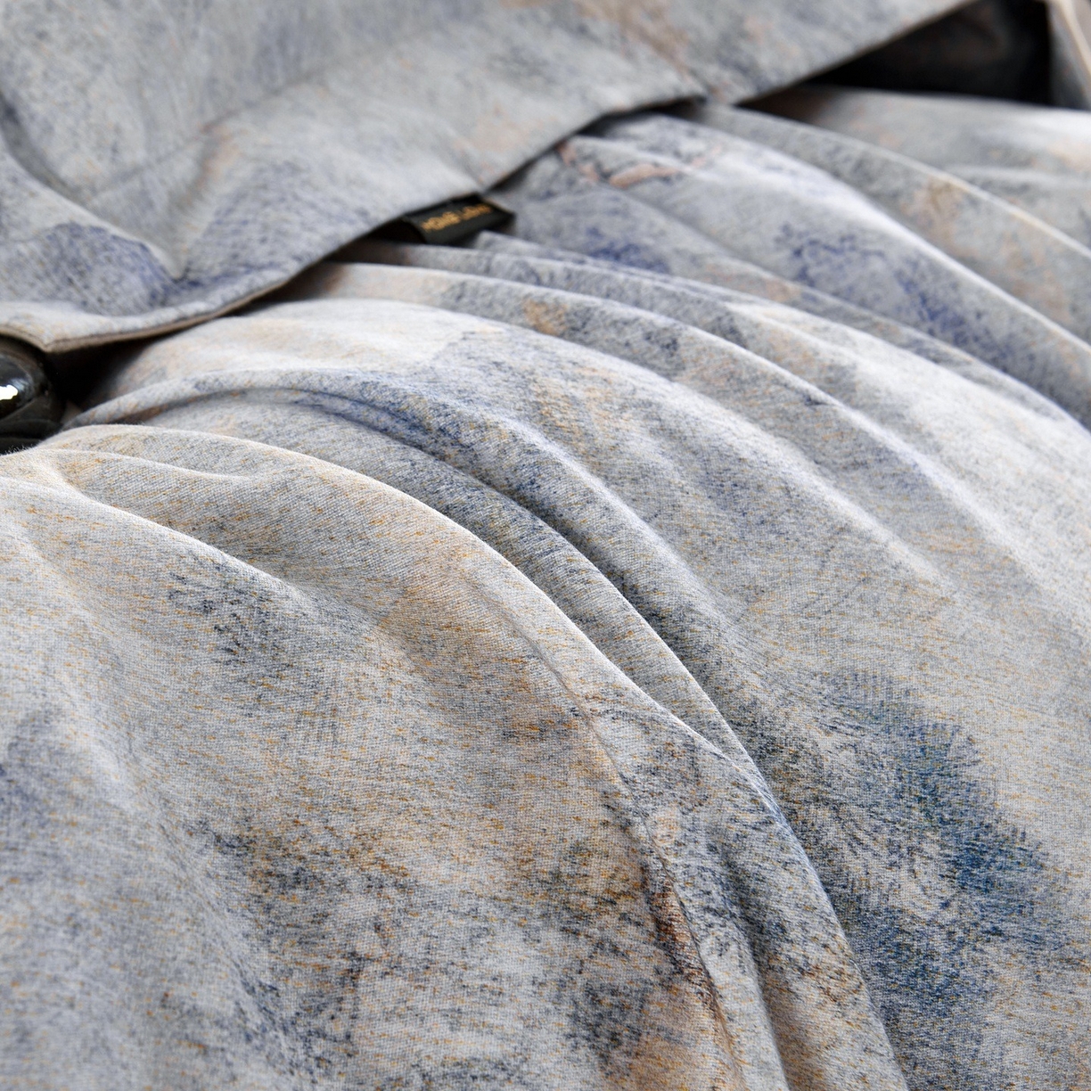 91家纺网 家纺一手货源 找家纺 芙绣家纺 2025新款纯棉全棉磨毛宽边压线复杂款四件套 寻觅-蓝