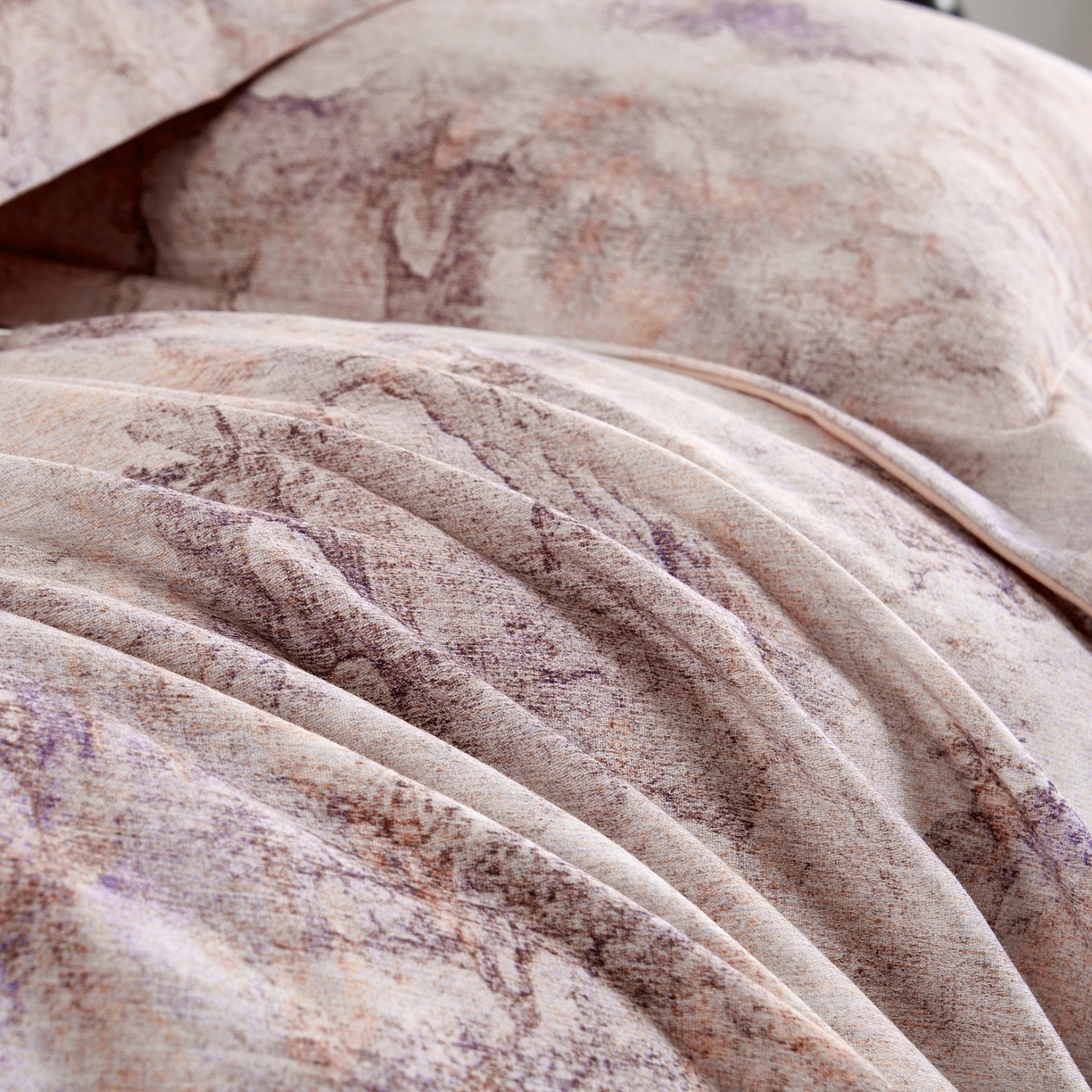 91家纺网 家纺一手货源 找家纺 芙绣家纺 2025新款纯棉全棉磨毛宽边压线复杂款四件套 寻觅-紫