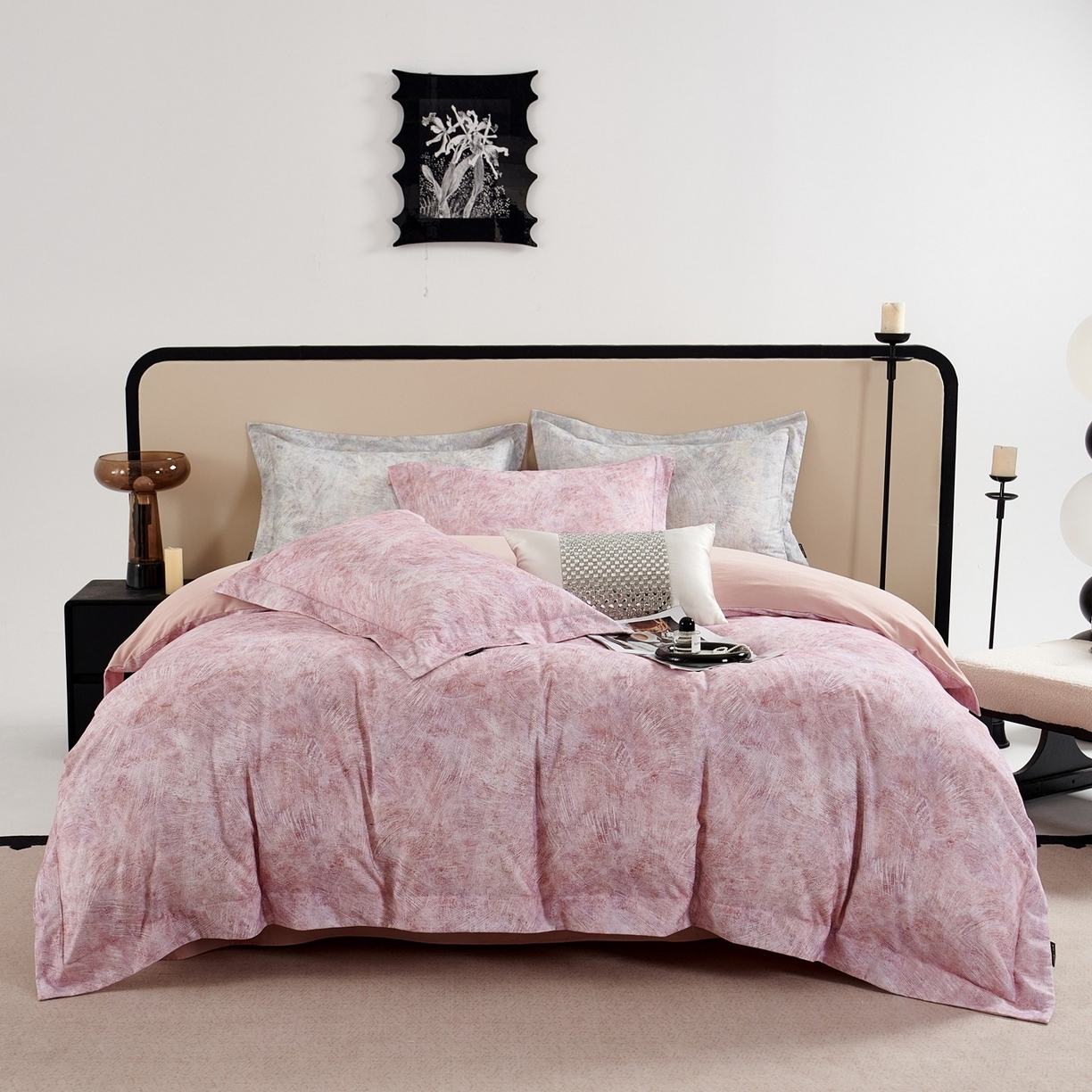 91家纺网 家纺一手货源 找家纺 芙绣家纺 2025新款纯棉全棉磨毛宽边压线复杂款四件套 映山言-粉