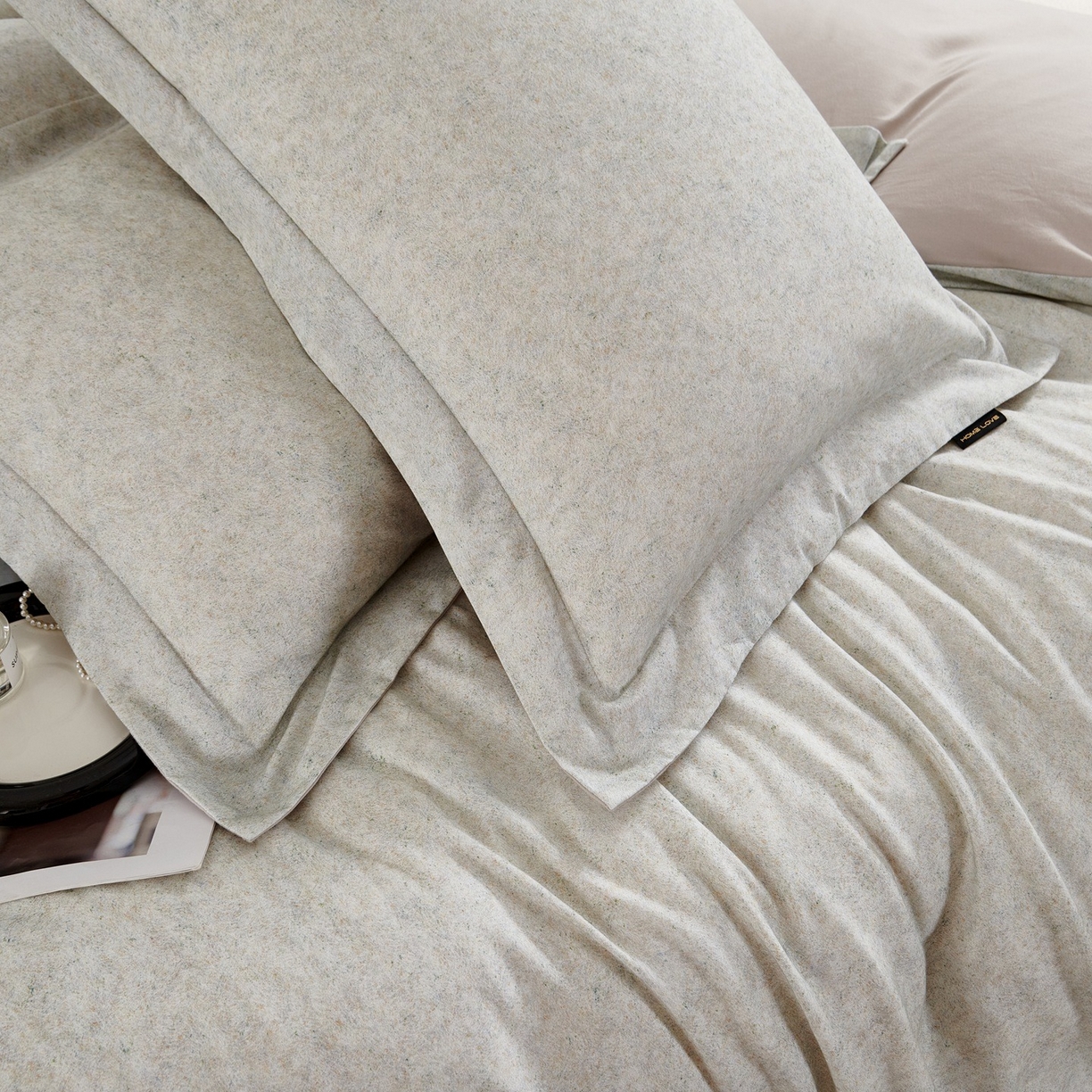 91家纺网 家纺一手货源 找家纺 芙绣家纺 2025新款纯棉全棉磨毛宽边压线复杂款四件套 挚爱-绿