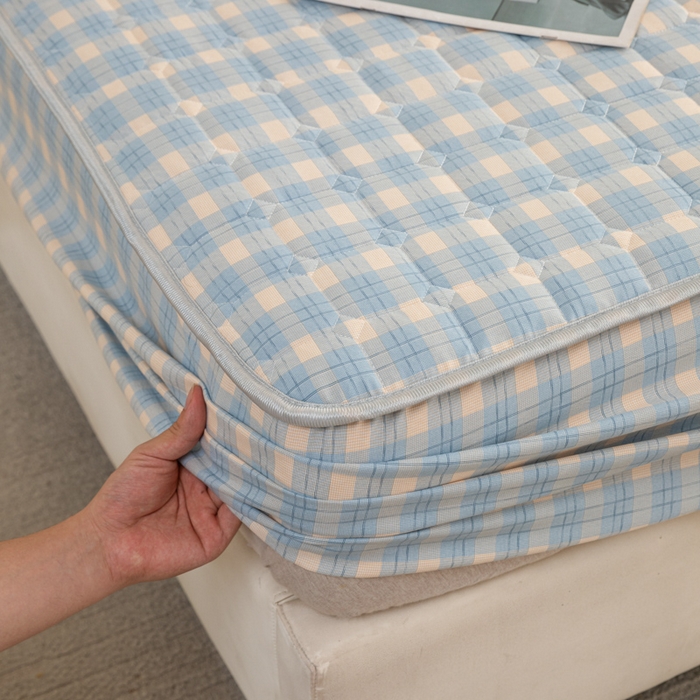 91家纺网 家纺一手货源 找家纺 卡诗兰 2025新款磨毛夹棉床笠 格中蓝