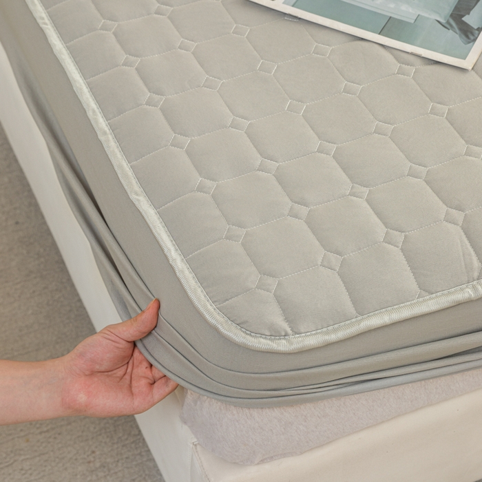 91家纺网 家纺一手货源 找家纺 卡诗兰 2025新款磨毛夹棉床笠 云中灰