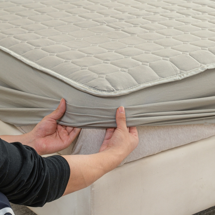 91家纺网 家纺一手货源 找家纺 卡诗兰 2025新款磨毛夹棉床笠 云中灰