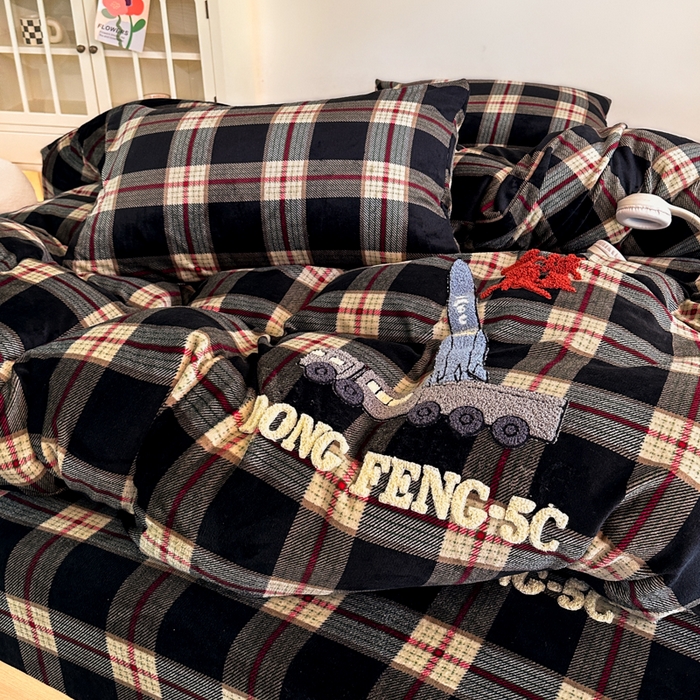 91家纺网 家纺一手货源 找家纺 喜梦缘 2025新款牛奶绒床笠四件套 东风5C