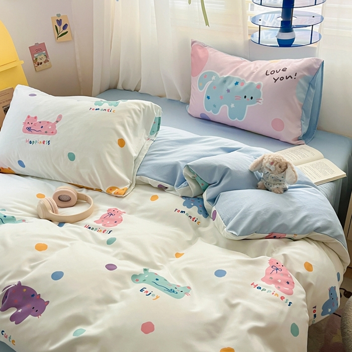 91家纺网 家纺一手货源 找家纺 港岛妹妹 2024新款水洗工艺大版枕套四件套 大版-马卡龙猫咪