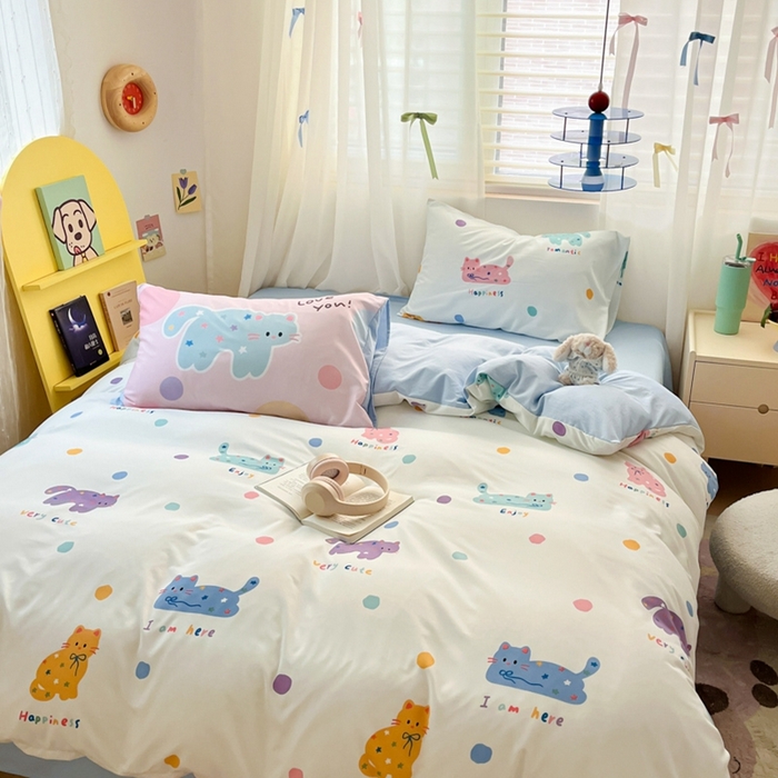 91家纺网 家纺一手货源 找家纺 港岛妹妹 2024新款水洗工艺大版枕套四件套 大版-马卡龙猫咪