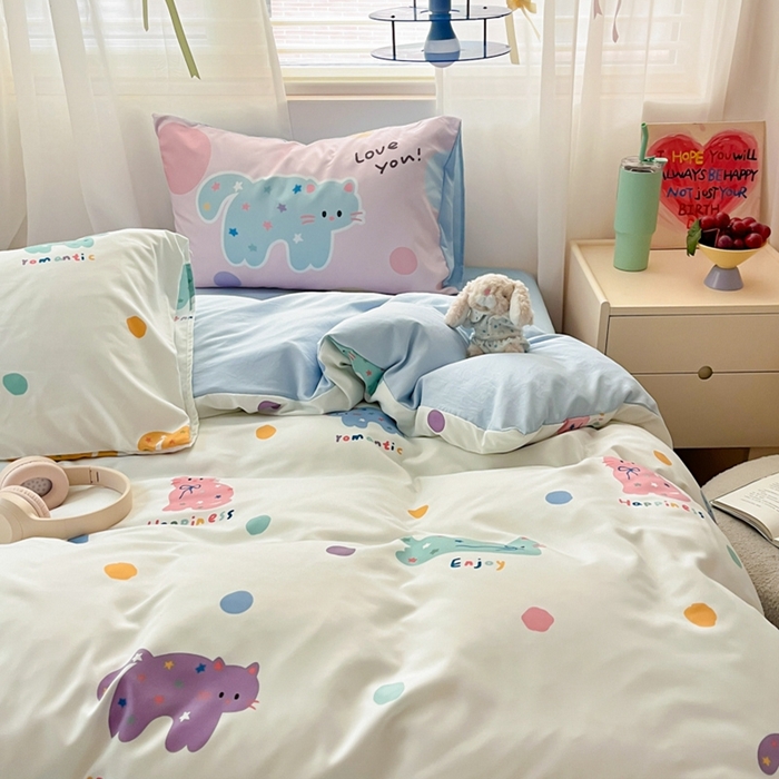 91家纺网 家纺一手货源 找家纺 港岛妹妹 2024新款水洗工艺大版枕套四件套 大版-马卡龙猫咪