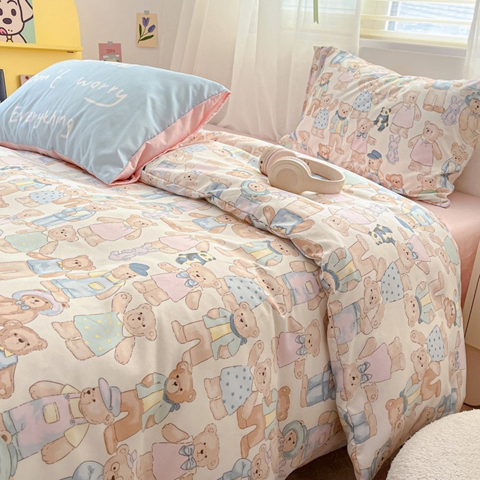 91家纺网 家纺一手货源 找家纺 港岛妹妹 2024新款水洗工艺大版枕套四件套 大版-泰迪一家