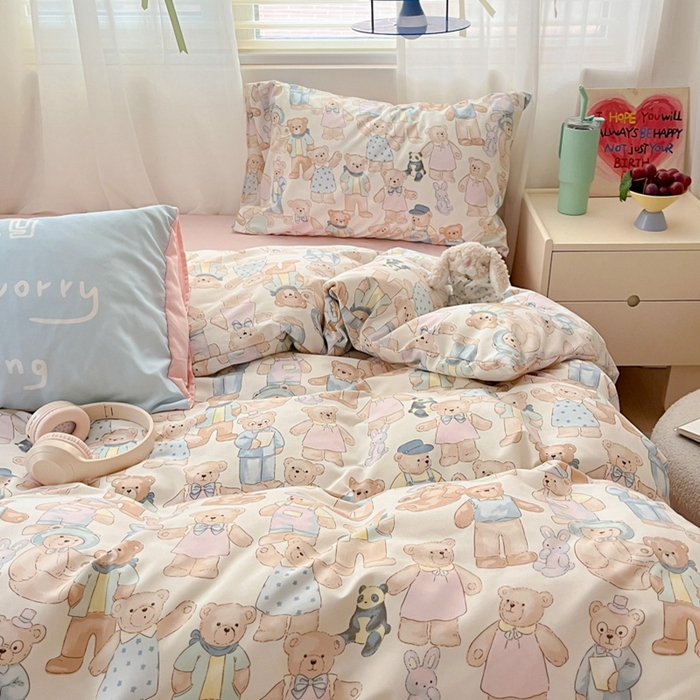 91家纺网 家纺一手货源 找家纺 港岛妹妹 2024新款水洗工艺大版枕套四件套 大版-泰迪一家