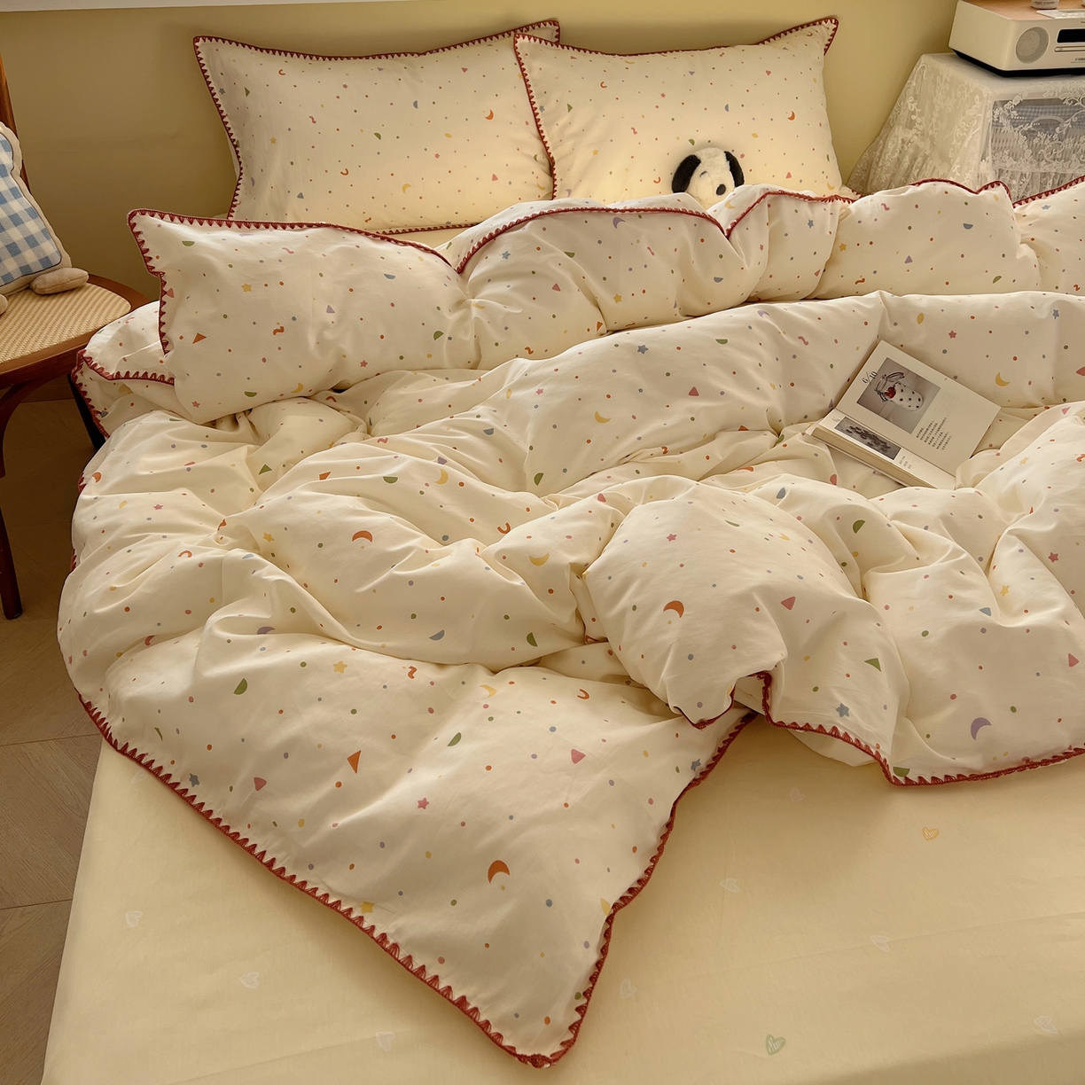 91家纺网 家纺一手货源 找家纺 瑞莱 2026新款全棉印花贝壳边四件套 快乐魔法