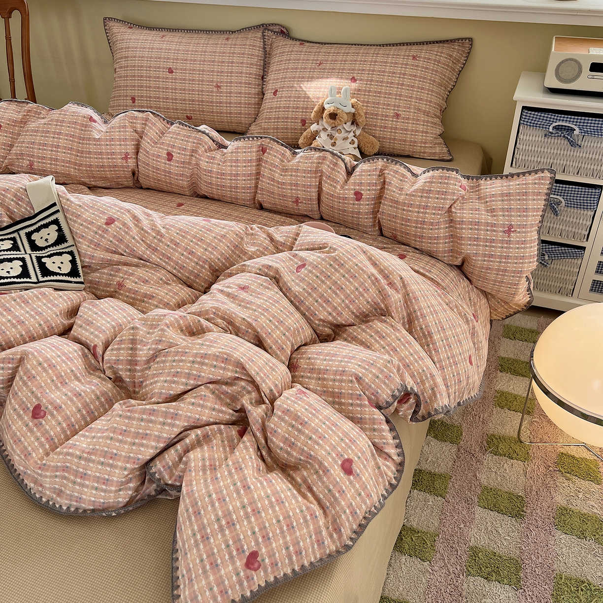 91家纺网 家纺一手货源 找家纺 瑞莱 2026新款全棉印花贝壳边四件套 爱心结