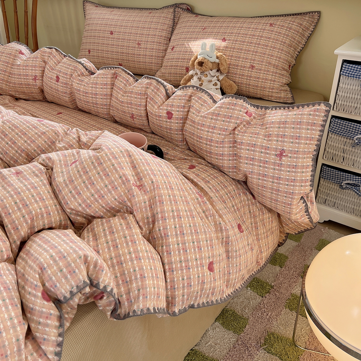 91家纺网 家纺一手货源 找家纺 瑞莱 2026新款全棉印花贝壳边四件套 爱心结