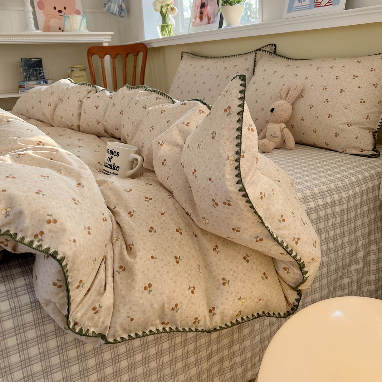 91家纺网 家纺一手货源 找家纺 瑞莱 2026新款全棉印花贝壳边四件套 刺绣潮声