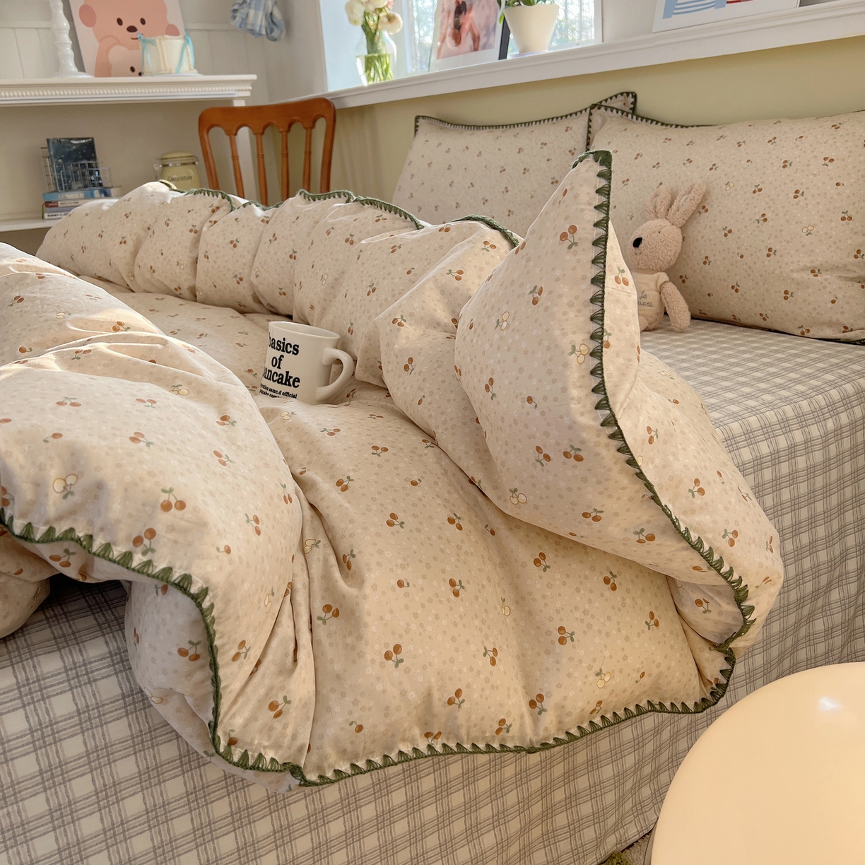 91家纺网 家纺一手货源 找家纺 瑞莱 2026新款全棉印花贝壳边四件套 刺绣潮声