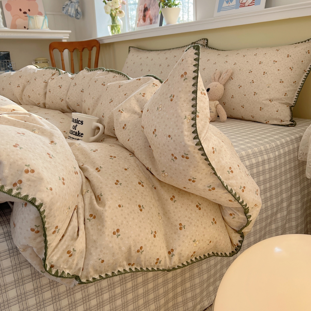 91家纺网 家纺一手货源 找家纺 瑞莱 2026新款全棉印花贝壳边四件套 刺绣潮声