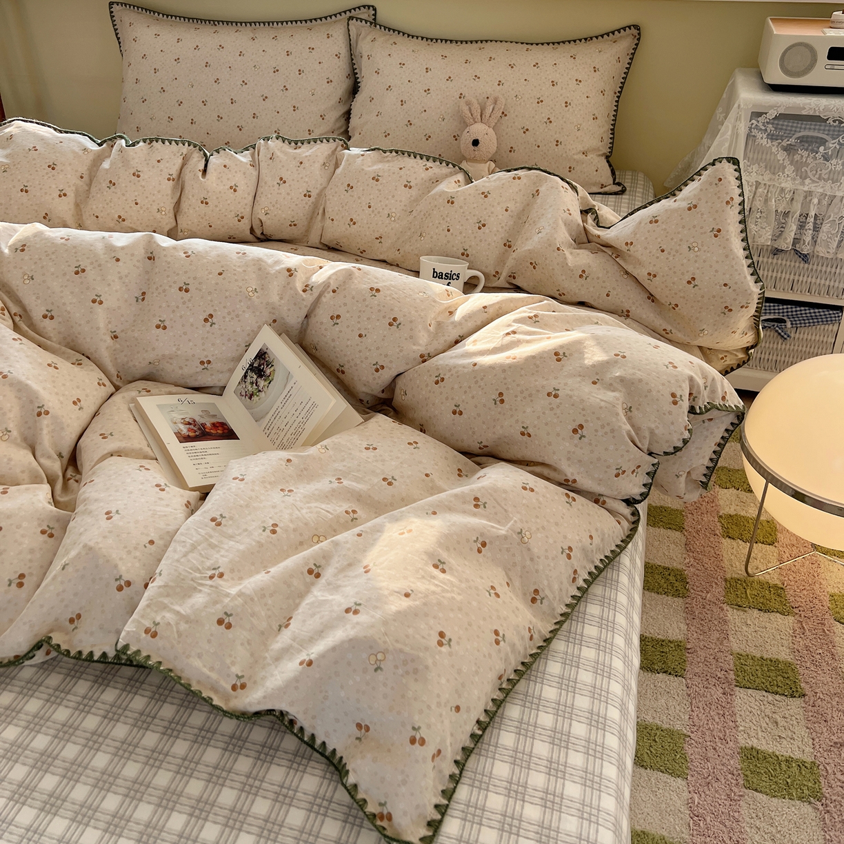 91家纺网 家纺一手货源 找家纺 瑞莱 2026新款全棉印花贝壳边四件套 刺绣潮声