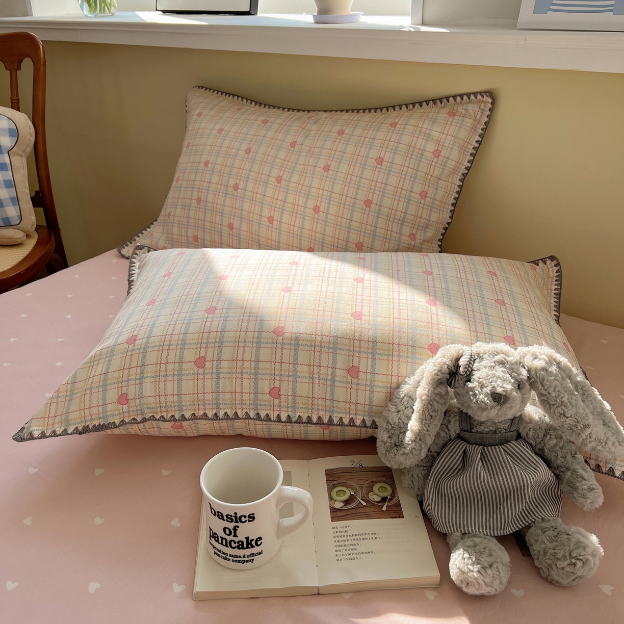 91家纺网 家纺一手货源 找家纺 瑞莱 2026新款全棉印花贝壳边四件套 粉爱心格