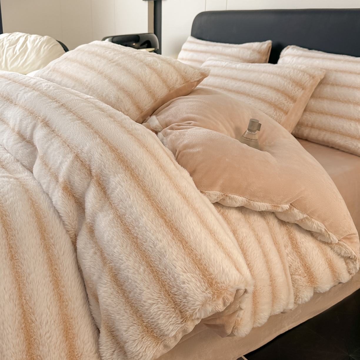 91家纺网 家纺一手货源 找家纺 （总）乐窝家纺仓储 2025新款复古美拉德兔毛绒仿皮草绒牛奶绒四件套不掉色量大价优