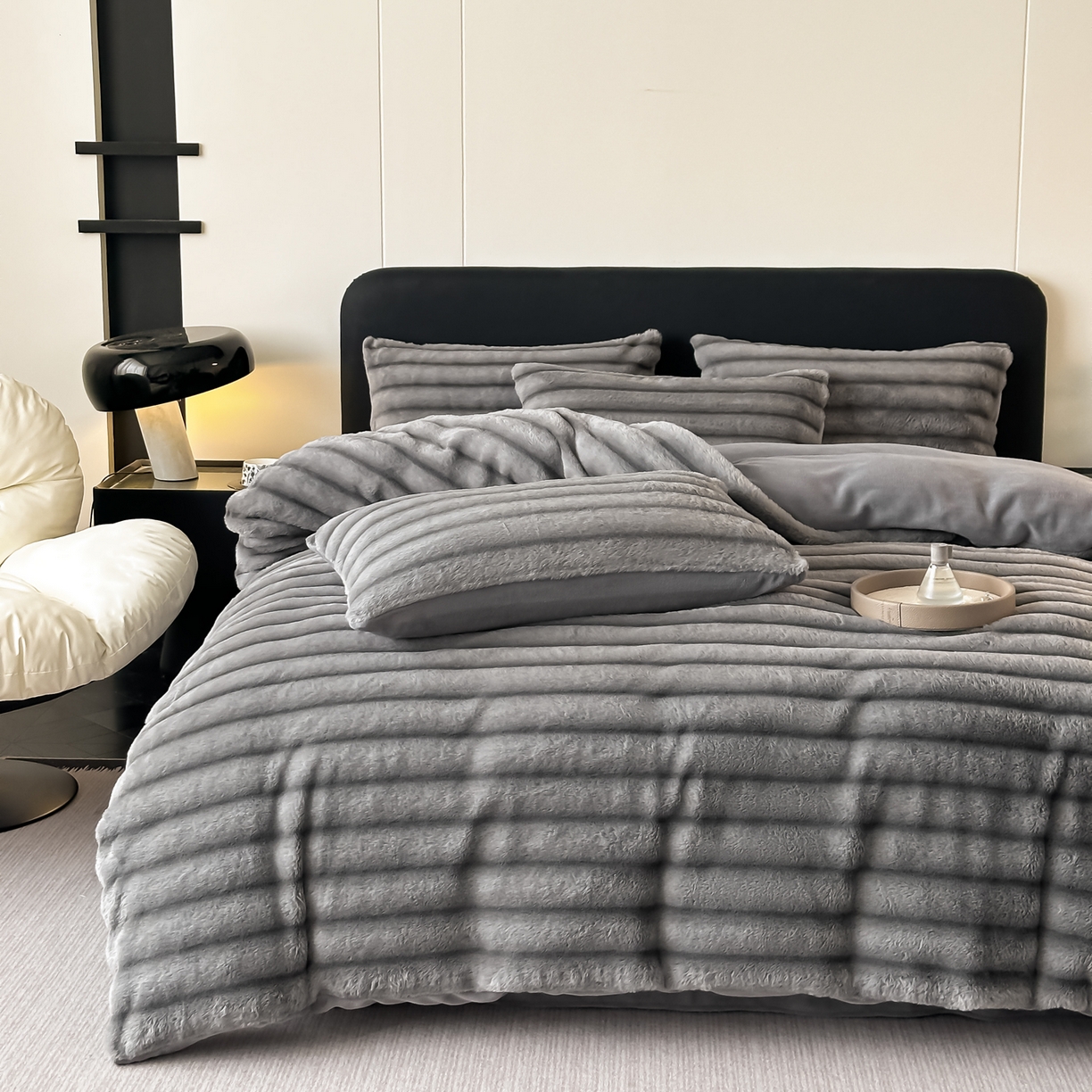 91家纺网 家纺一手货源 找家纺 乐窝家纺仓储 2025新款复古美拉德兔毛绒仿皮草绒牛奶绒四件套不掉色量大价优 时尚灰