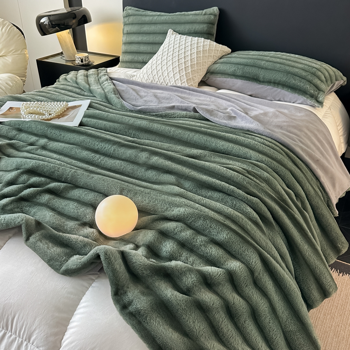 91家纺网 家纺一手货源 找家纺 乐窝家纺仓储 2025新款复古美拉德兔毛绒仿皮草绒牛奶绒四件套不掉色量大价优 优雅绿