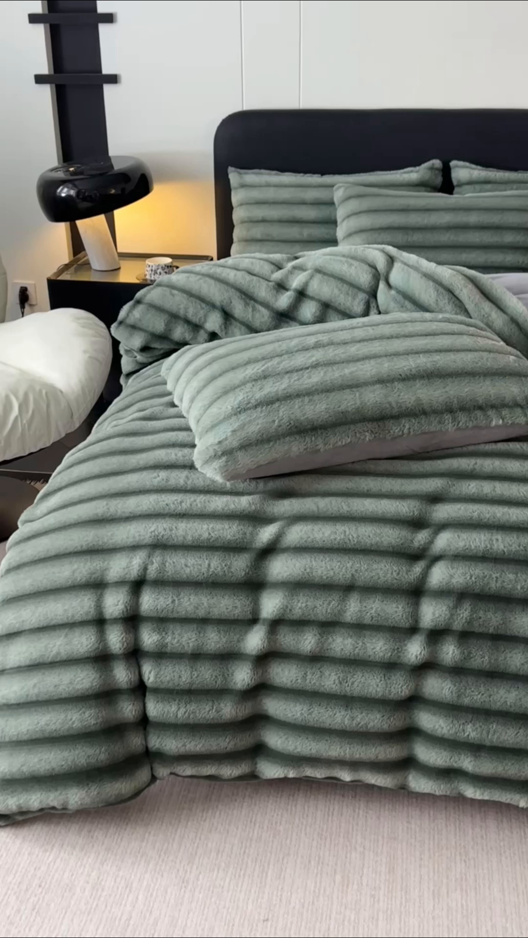 91家纺网 家纺一手货源 找家纺 乐窝家纺仓储 2025新款复古美拉德兔毛绒仿皮草绒牛奶绒四件套不掉色量大价优 优雅绿